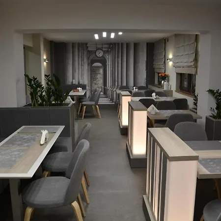 Pomorski Hotel 3*